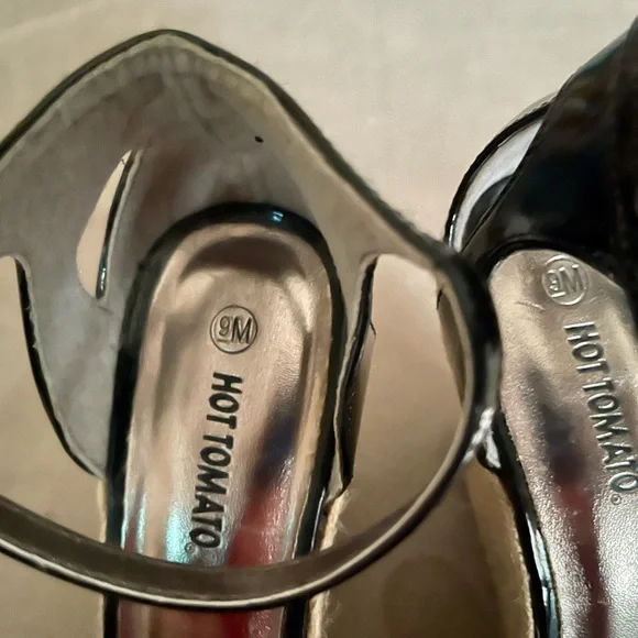 Women’s black floral espadrilles size 9M - Picture 2 of 9